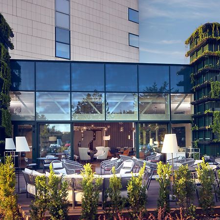 Hilton Sofia Hotel Luaran gambar