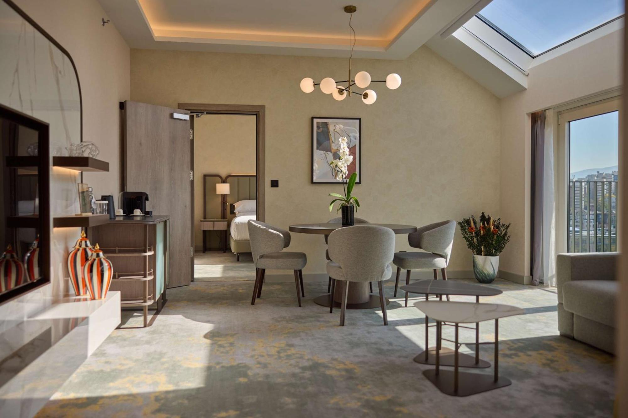 Hilton Sofia Hotel Luaran gambar